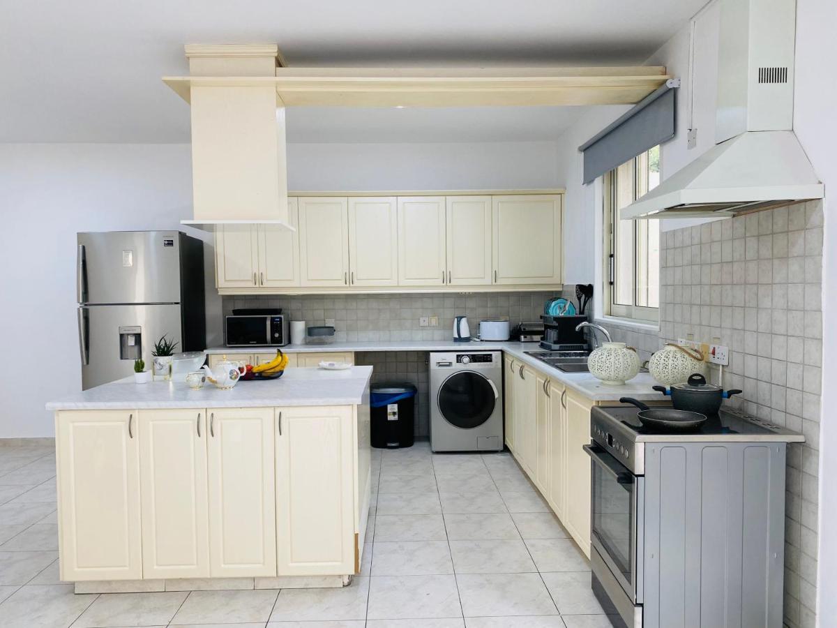 Gaia - 4 Bedroom House In Larnaka Exterior foto